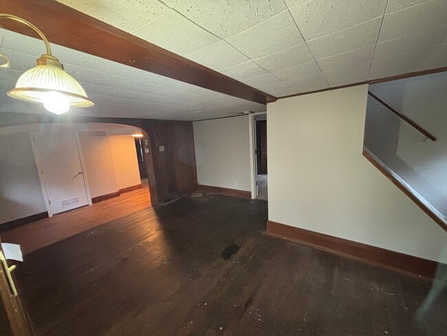 286 W Grace St in Bedford, OH - Building Photo - Building Photo