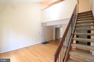 1639 Carriage House Terrace, Unit J in Silver Spring, MD - Building Photo - Building Photo