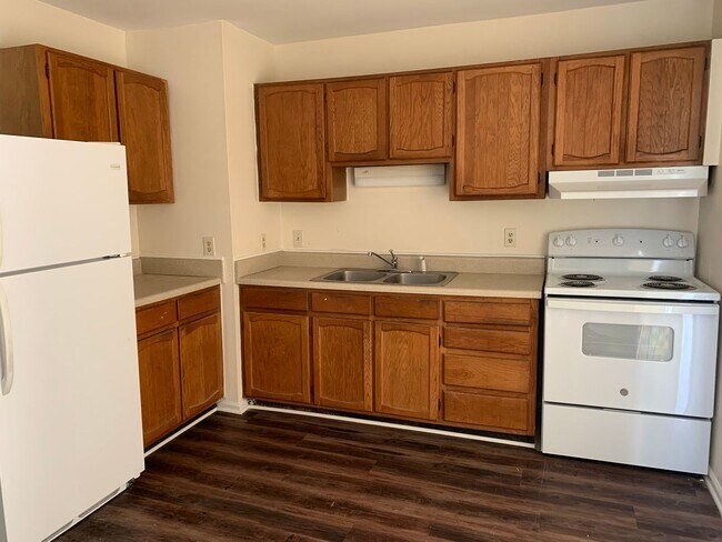 4813 Brockton Dr in Raleigh, NC - Building Photo - Building Photo