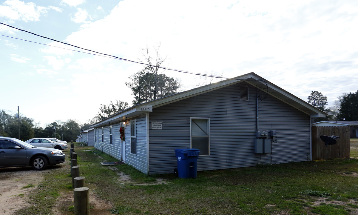 Wahoo Haven Apartments in Citronelle, AL - Building Photo