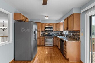12464 Glengate Dr in Maryland Heights, MO - Building Photo - Building Photo