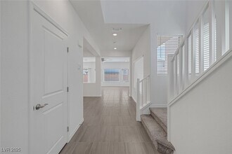 6533 Twin Brks Ave in Las Vegas, NV - Building Photo - Building Photo