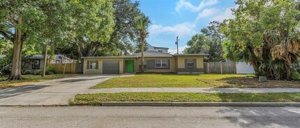 4622 W El Prado Blvd in Tampa, FL - Building Photo - Building Photo