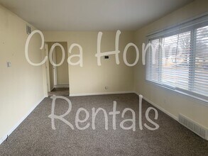 1028 N Westview Dr in Derby, KS - Building Photo - Building Photo