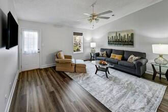 3721 Willow Falls Way, Unit Classic Knox in Knoxville, TN - Building Photo - Building Photo