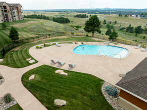 Copper Ridge Apartments in Rapid City, SD - Foto de edificio - Building Photo