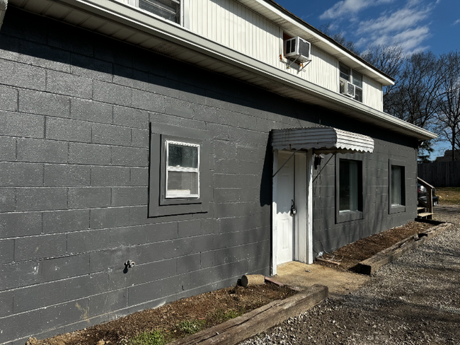 1814 County Hospital Rd-Unit -A in Nashville, TN - Foto de edificio - Building Photo