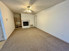 1386 N Bernice Dr in Fayetteville, AR - Building Photo - Building Photo