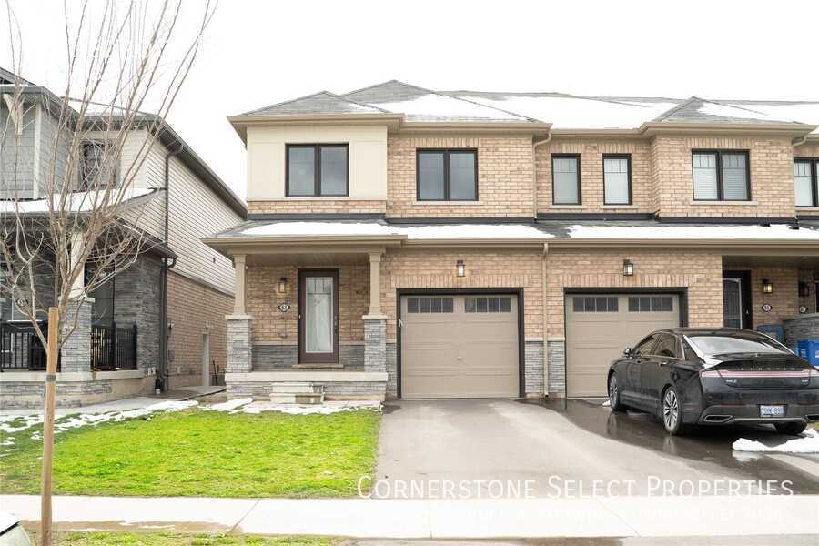 63 Bedrock Dr in Stoney Creek, ON - Building Photo