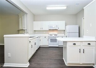 4645 Valais Ct in Alpharetta, GA - Building Photo - Building Photo