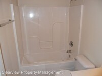 2040 Ivey Commons Rd photo'