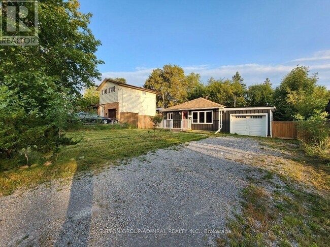141 Silas Blvd in Georgina, ON - Building Photo - Building Photo