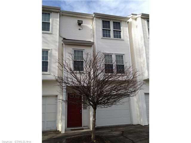 380 Hitchcock Rd in Waterbury, CT - Building Photo - Building Photo