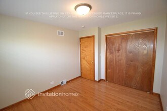 150 E Winthrop Ave in Addison, IL - Building Photo - Building Photo