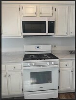 4493 Provincetown Dr in Country Club Hills, IL - Building Photo