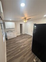 531 NE 58th St in Fort Lauderdale, FL - Building Photo