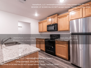 704 Kimble Dr in Temple, TX - Foto de edificio - Building Photo