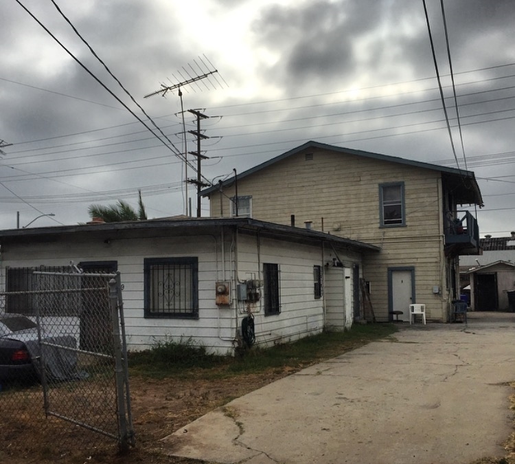 9 Hensley St in San Diego, CA - Foto de edificio