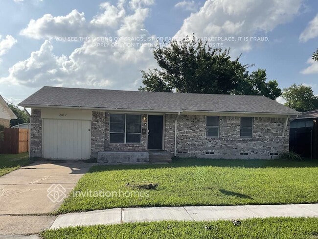 property at 2417 Moreland Dr
