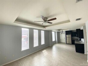 1227 White Oak Dr in Edinburg, TX - Building Photo - Building Photo