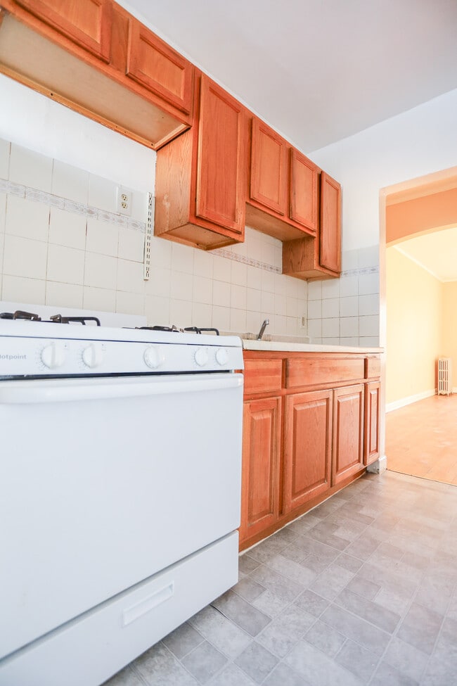 5939 N Northwest Hwy, Unit #3C