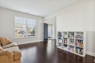 408 Willow Brook Way in Chesapeake, VA - Building Photo - Building Photo