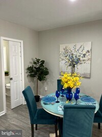 2549 Shields St photo'