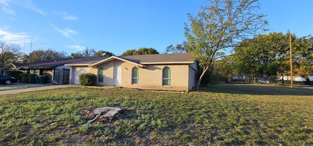 125 Astoria Dr in Cedar Hill, TX - Building Photo
