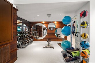 Elan Huntington Beach in Huntington Beach, CA - Building Photo - Building Photo