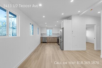 5413 1/2 Troost Ave in Los Angeles, CA - Building Photo - Building Photo
