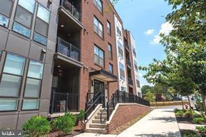 11200 Reston Station Blvd in Reston, VA - Building Photo
