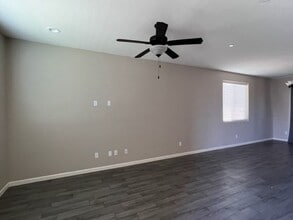 4732 W Flagstaff Ave in Visalia, CA - Building Photo - Building Photo