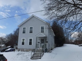 9 Evergreen Ave in Rutland, VT - Building Photo