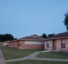 1300 Courtland Rd in Atlanta, TX - Building Photo - Building Photo