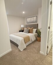 2246 Barbera Dr in Oswego, IL - Building Photo - Building Photo