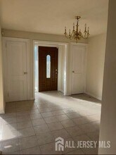 134 Tingley Ln in Edison, NJ - Building Photo - Building Photo