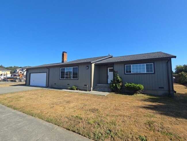 property at 3000 Kenwood Rd