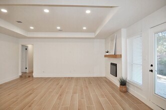 2915 Spring Oaks Ct in Bedford, TX - Building Photo - Building Photo