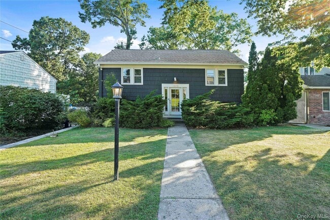 property at 1319 Raleigh Rd