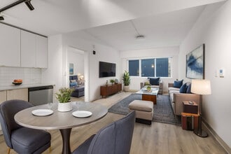 Mily on Green in Philadelphia, PA - Building Photo - Building Photo