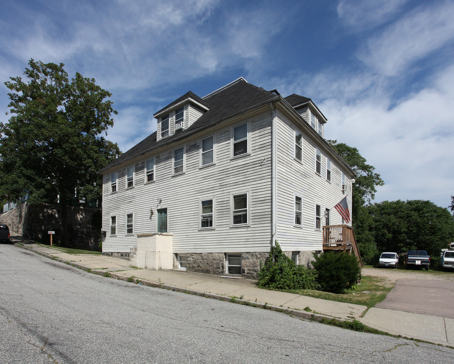 20 Garvin St in New London, CT - Building Photo