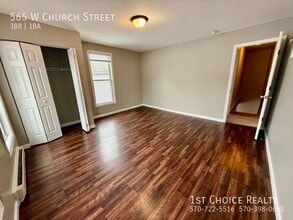 565 W Church St in Lock Haven, PA - Building Photo - Building Photo