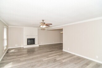 3328 Country Ridge Dr in Nashville, TN - Foto de edificio - Building Photo