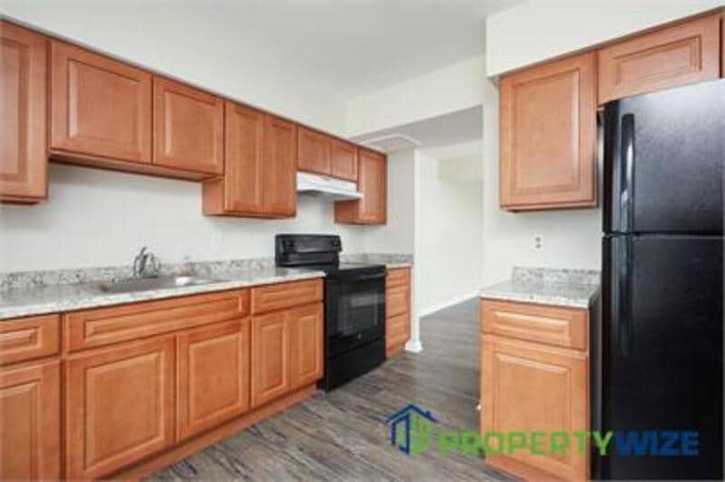 814 Showell Ct Photo