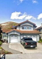 1312 Aralia Ct in San Luis Obispo, CA - Building Photo