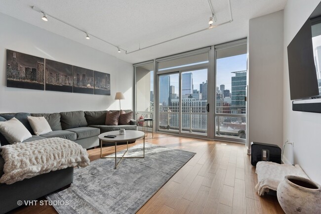 property at 737 W Washington Blvd