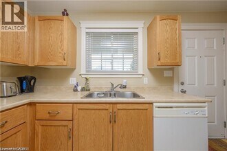 653 Kincardine Ave in Kincardine, ON - Building Photo - Building Photo