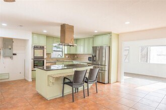 10720 110th Ln N in Largo, FL - Building Photo - Building Photo