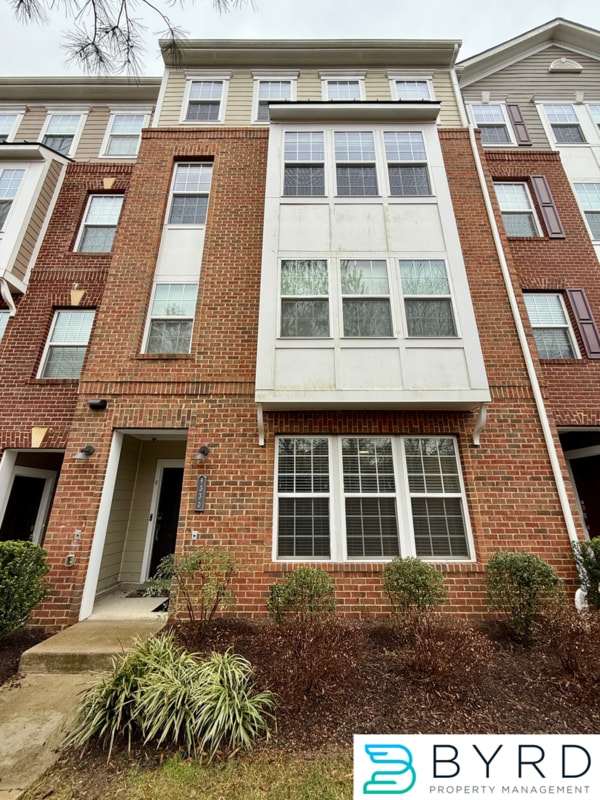 property at 4330 Saunders Station Loop