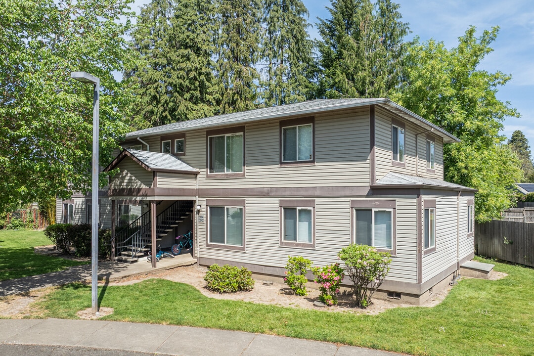 Fresa Park in Dayton, OR - Foto de edificio